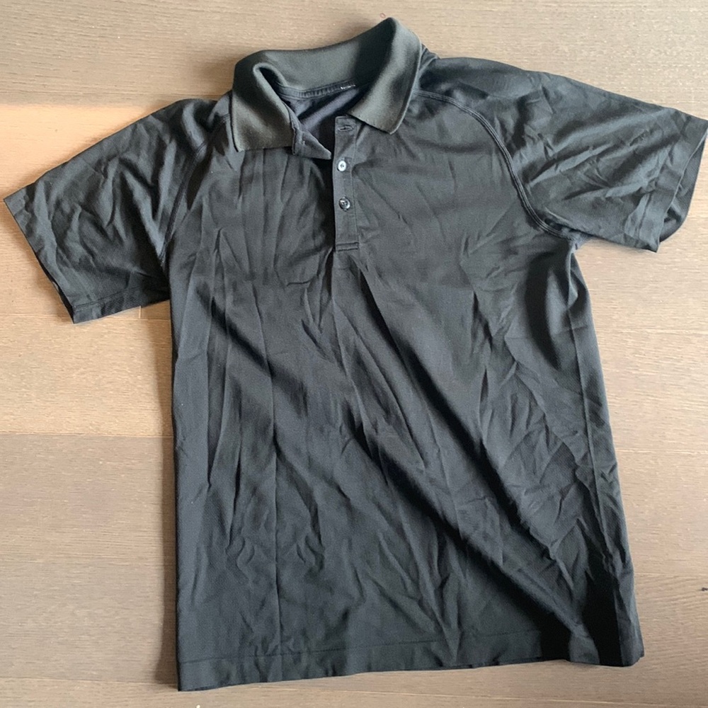 Lululemon men’s polo